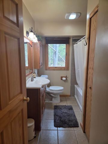 7709 Lakeview Drive, Morton Twp, MI 49346