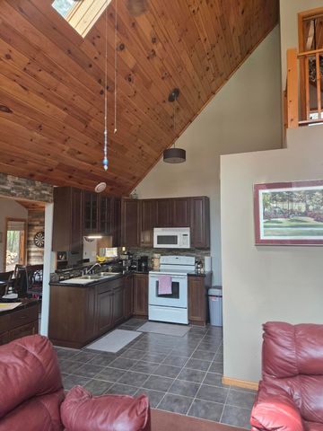 7709 Lakeview Drive, Morton Twp, MI 49346