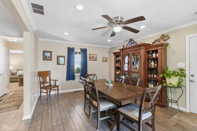 4021 N Graham Road, Whiteland, IN 46184
