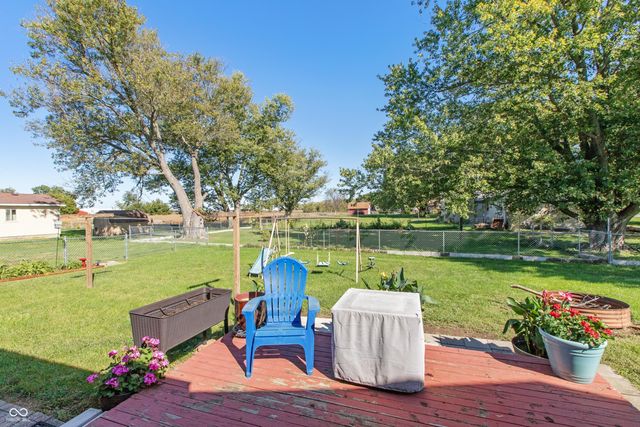4021 N Graham Road, Whiteland, IN 46184