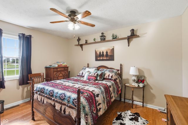 4021 N Graham Road, Whiteland, IN 46184