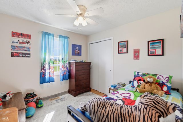 4021 N Graham Road, Whiteland, IN 46184