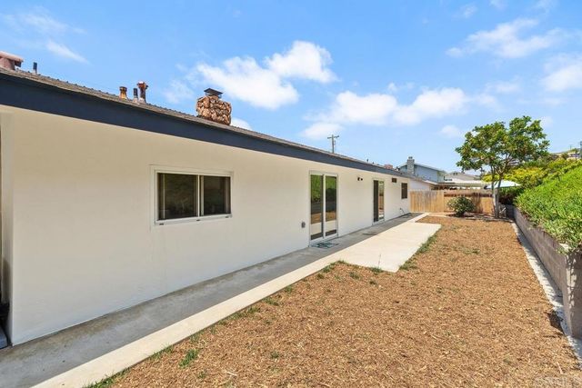 2345 Worden Street, Point Loma, CA 92107