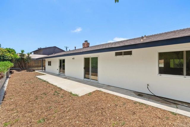 2345 Worden Street, Point Loma, CA 92107