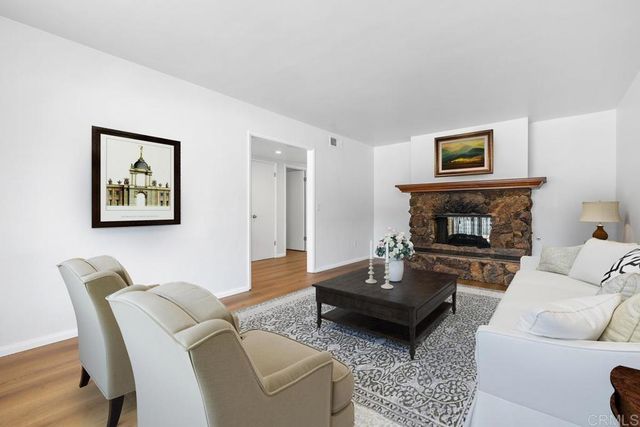 2345 Worden Street, Point Loma, CA 92107