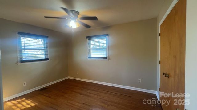 715 Tom Hunter Road, Charlotte, NC 28213