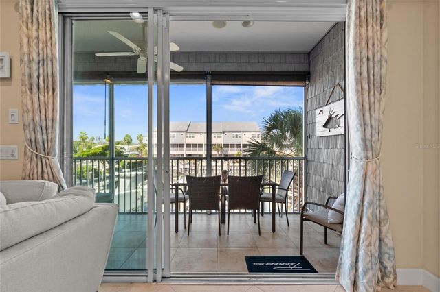 6043 ANCHORAGE WAY S, St Petersburg, FL 33712