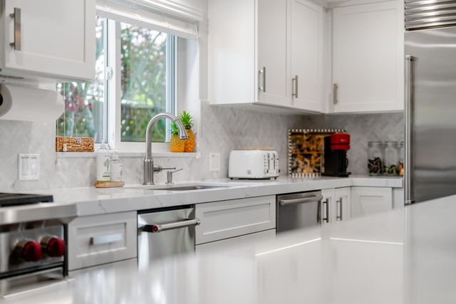 129 Santa Cruz Avenue, Aptos, CA 95003