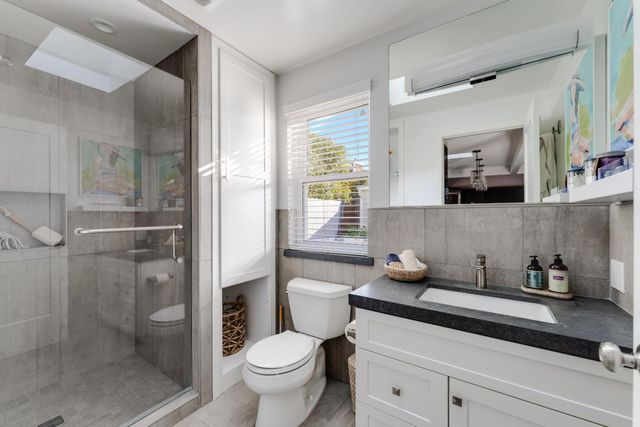 129 Santa Cruz Avenue, Aptos, CA 95003