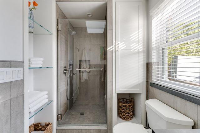 129 Santa Cruz Avenue, Aptos, CA 95003