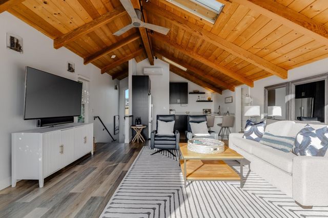 129 Santa Cruz Avenue, Aptos, CA 95003