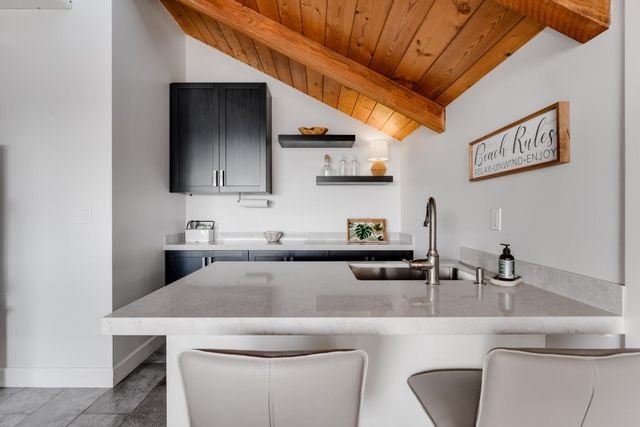 129 Santa Cruz Avenue, Aptos, CA 95003