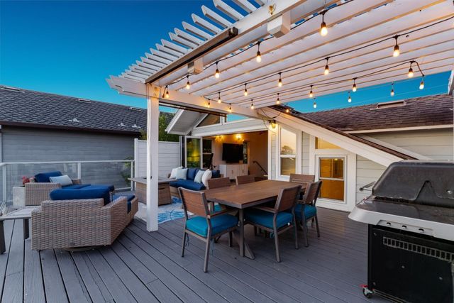 129 Santa Cruz Avenue, Aptos, CA 95003