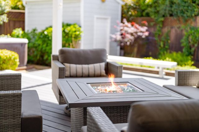 129 Santa Cruz Avenue, Aptos, CA 95003