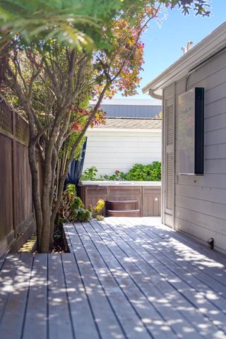 129 Santa Cruz Avenue, Aptos, CA 95003