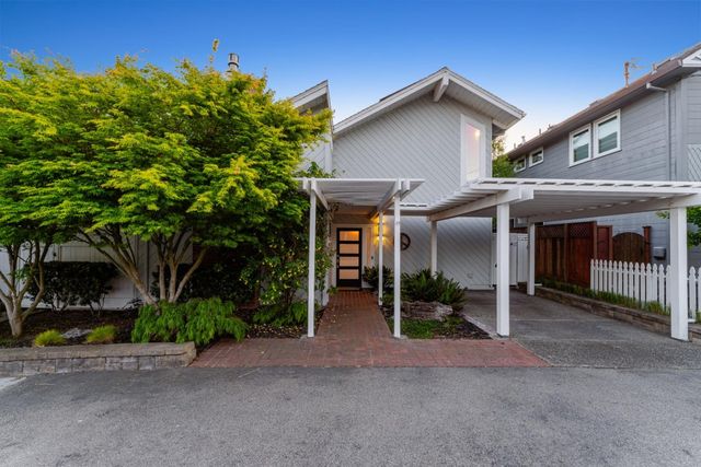 129 Santa Cruz Avenue, Aptos, CA 95003
