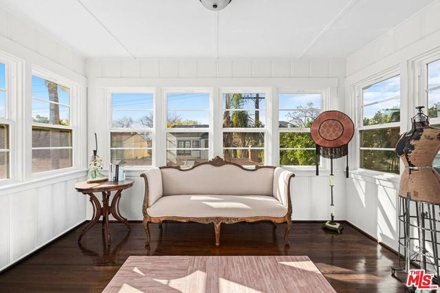 537 N June Street, Los Angeles, CA 90004