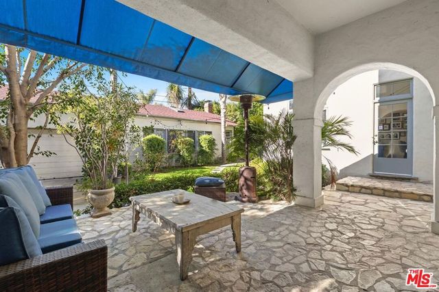 537 N June Street, Los Angeles, CA 90004