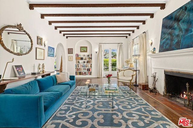 537 N June Street, Los Angeles, CA 90004