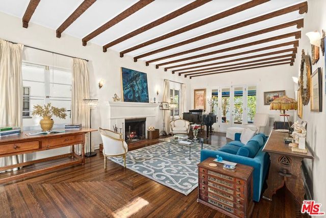 537 N June Street, Los Angeles, CA 90004