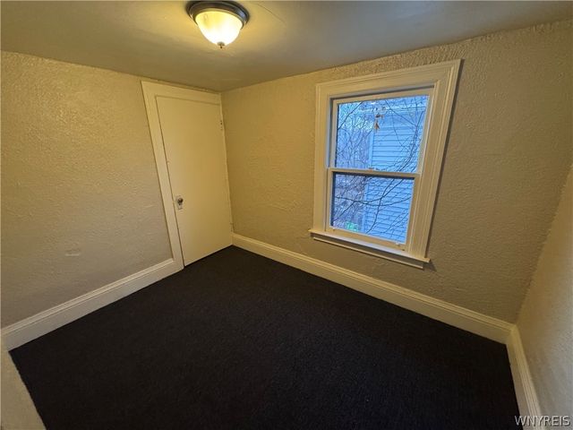 746 17th Street, Niagara Falls, NY 14301