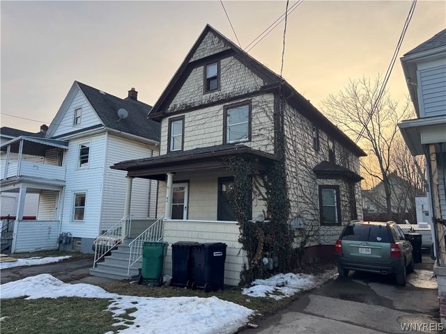 746 17th Street, Niagara Falls, NY 14301