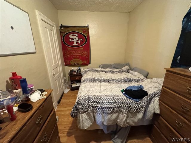 746 17th Street, Niagara Falls, NY 14301