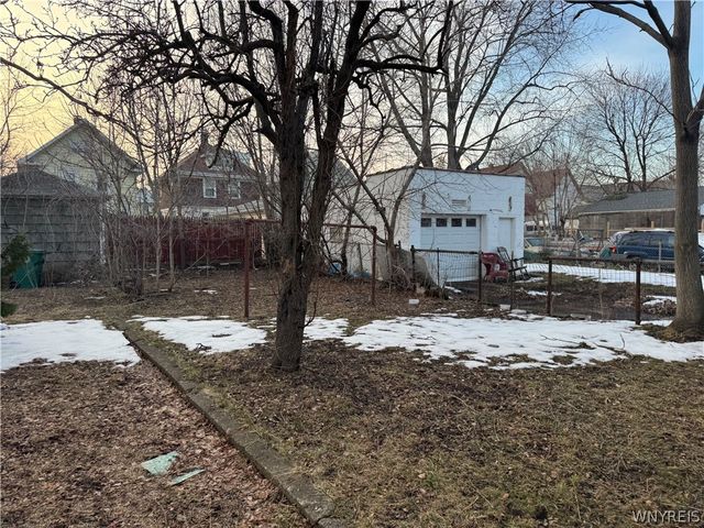 746 17th Street, Niagara Falls, NY 14301