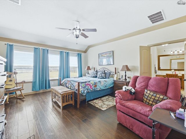 217 HEATHER LANE, Decatur, TX 76234