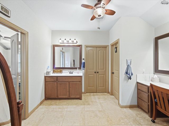 217 HEATHER LANE, Decatur, TX 76234