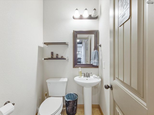 217 HEATHER LANE, Decatur, TX 76234
