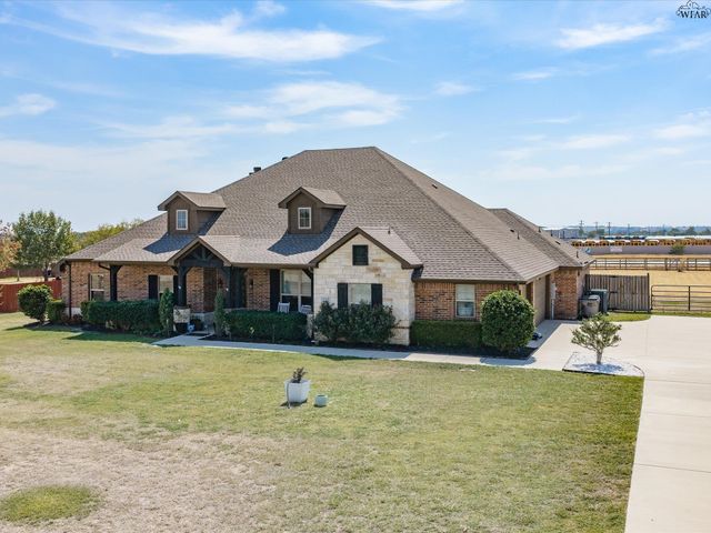 217 HEATHER LANE, Decatur, TX 76234