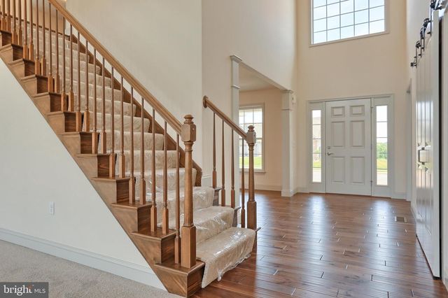 017 ROLLING MEADOW RD, Lebanon, PA 17046