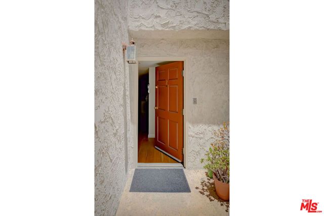 1916 Overland Avenue 2, Los Angeles, CA 90025