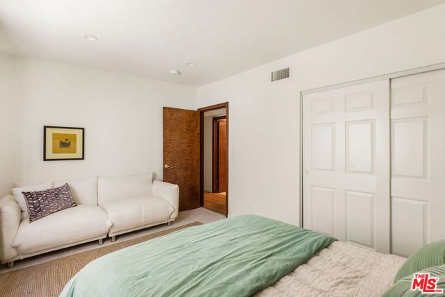 1916 Overland Avenue 2, Los Angeles, CA 90025