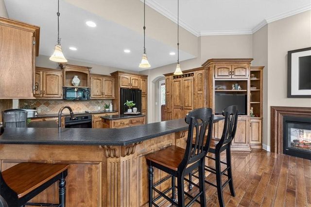 20805 W 91 Terrace, Lenexa, KS 66220