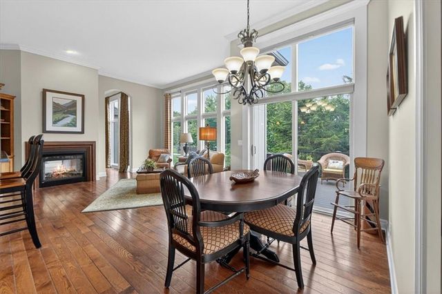 20805 W 91 Terrace, Lenexa, KS 66220