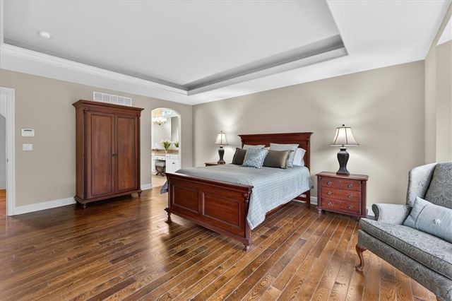 20805 W 91 Terrace, Lenexa, KS 66220