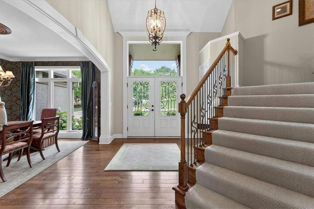 20805 W 91 Terrace, Lenexa, KS 66220