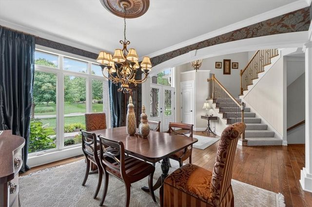20805 W 91 Terrace, Lenexa, KS 66220