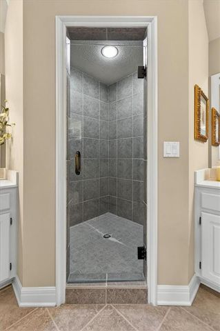20805 W 91 Terrace, Lenexa, KS 66220