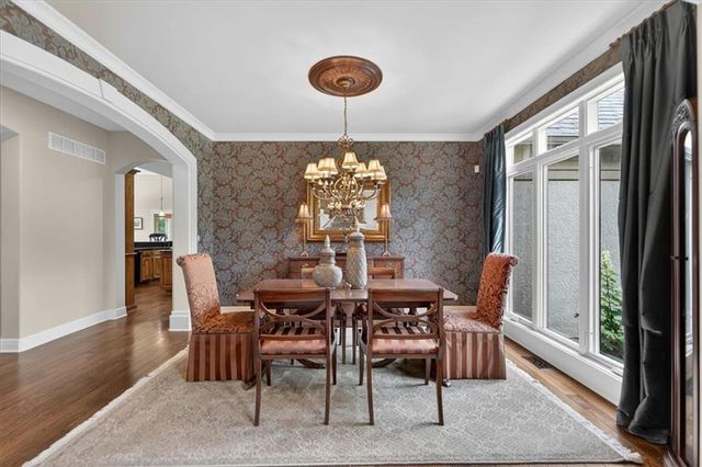 20805 W 91 Terrace, Lenexa, KS 66220