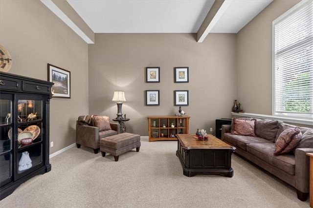 20805 W 91 Terrace, Lenexa, KS 66220