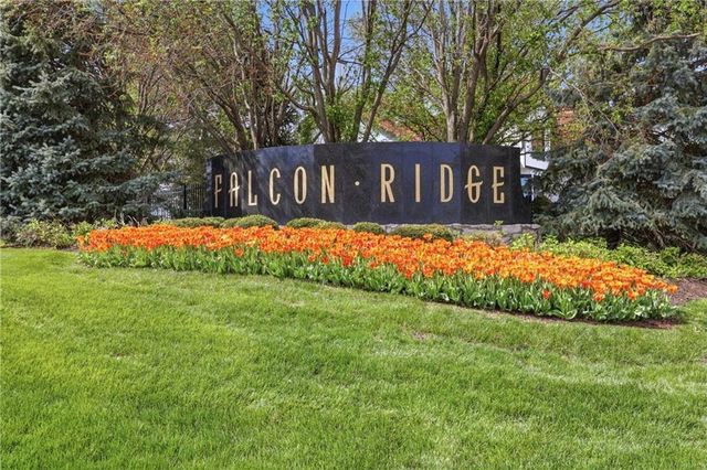 20805 W 91 Terrace, Lenexa, KS 66220