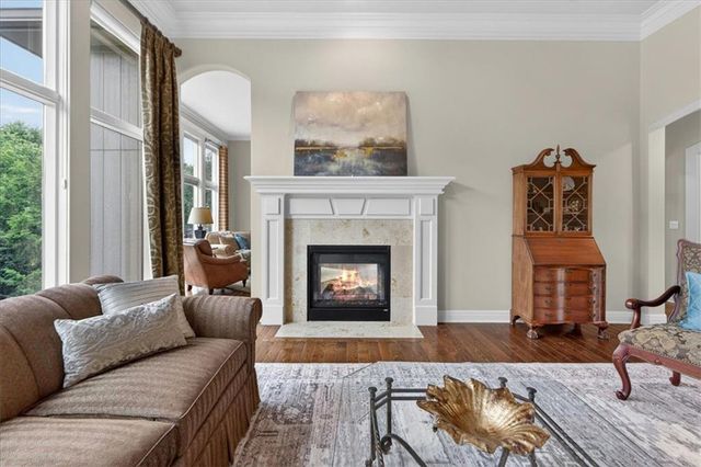20805 W 91 Terrace, Lenexa, KS 66220