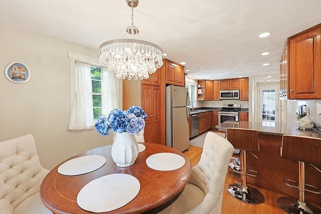 15 Calvin Road, North Attleboro, MA 02760