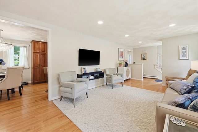 15 Calvin Road, North Attleboro, MA 02760