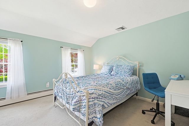 15 Calvin Road, North Attleboro, MA 02760
