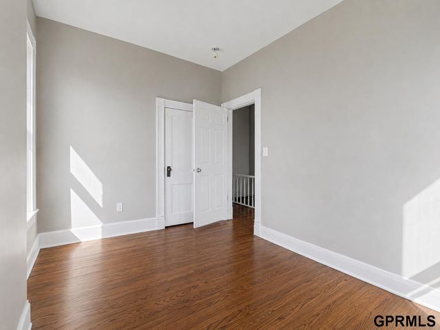 3833 Parker Street, Omaha, NE 68111