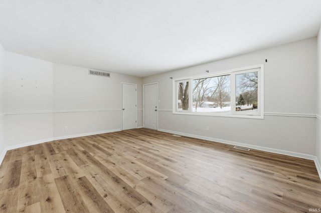 5145 Lynhurst Drive, Fort Wayne, IN 46835